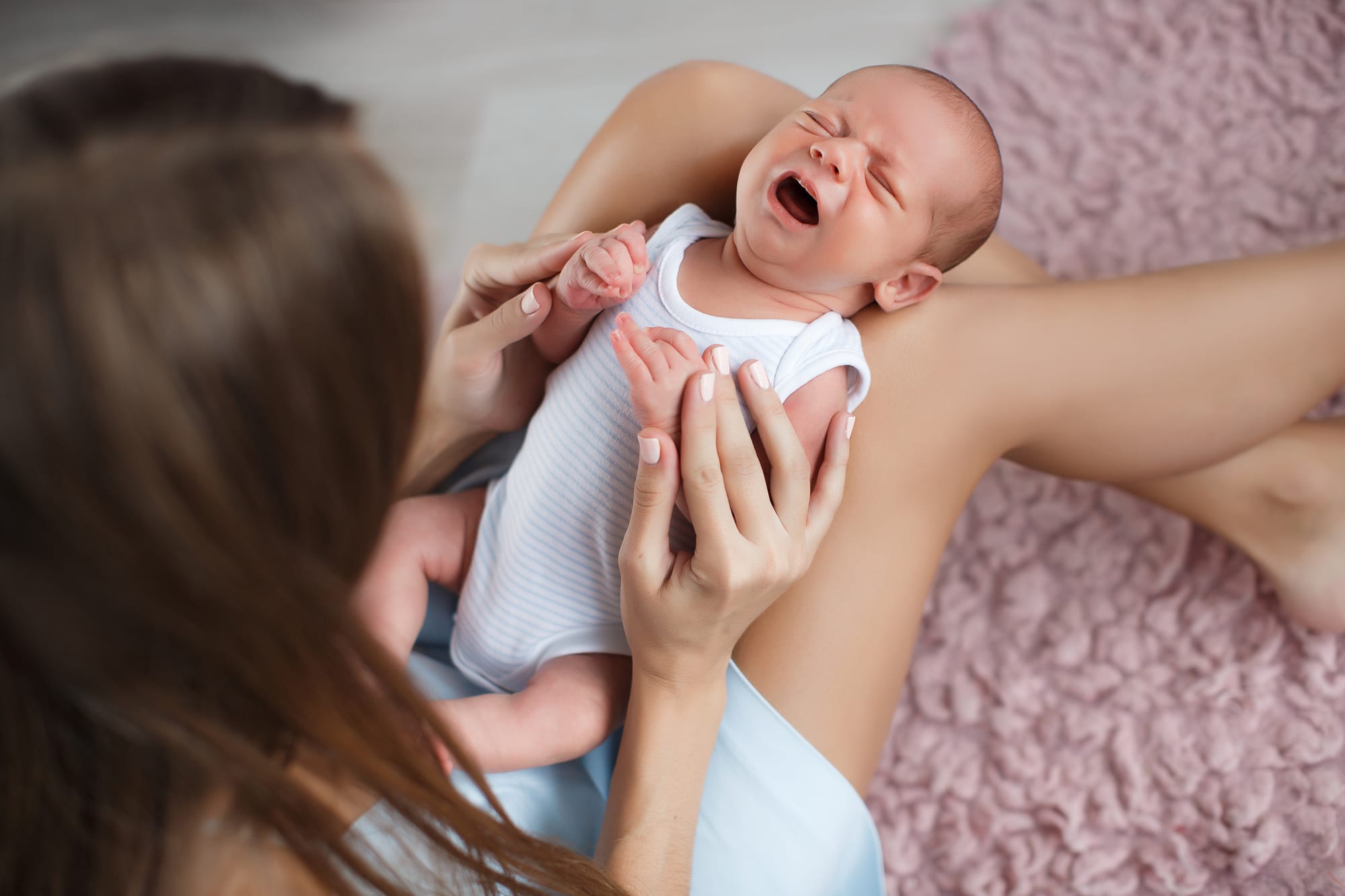 how to deal with visitors after childbirth #childbirthtips #pregnancytips #newbaby