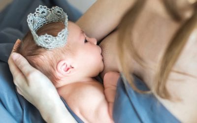 10 Most Beautiful Breastfeeding Pictures That Will Give You The Feels For 2021
