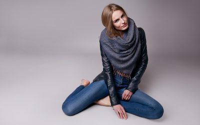 What to Wear With Leggings, Jeggings and those Skinny Jeans For Winter Style
