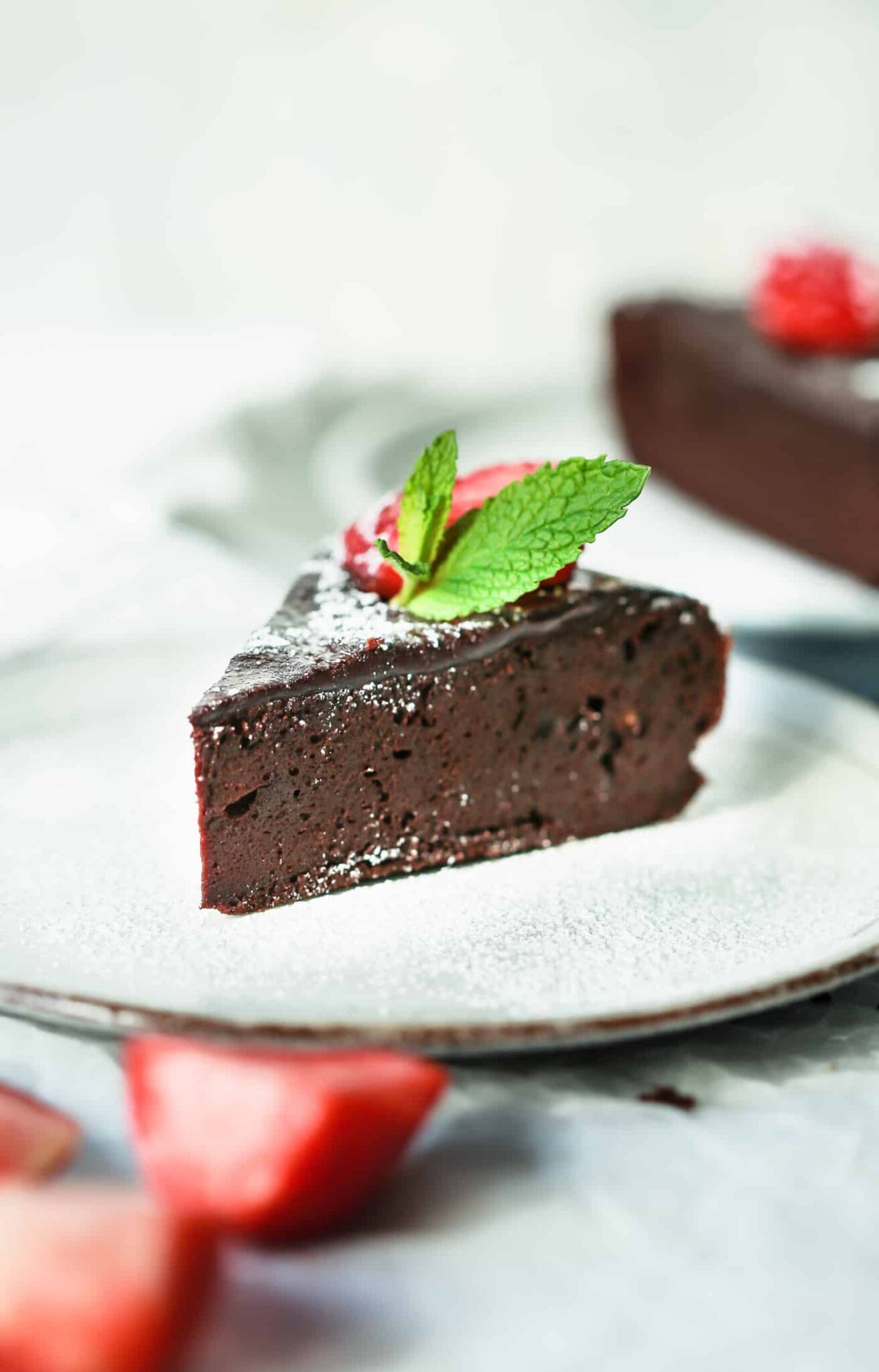 Paleo-Flourless-Chocolate-Torte-