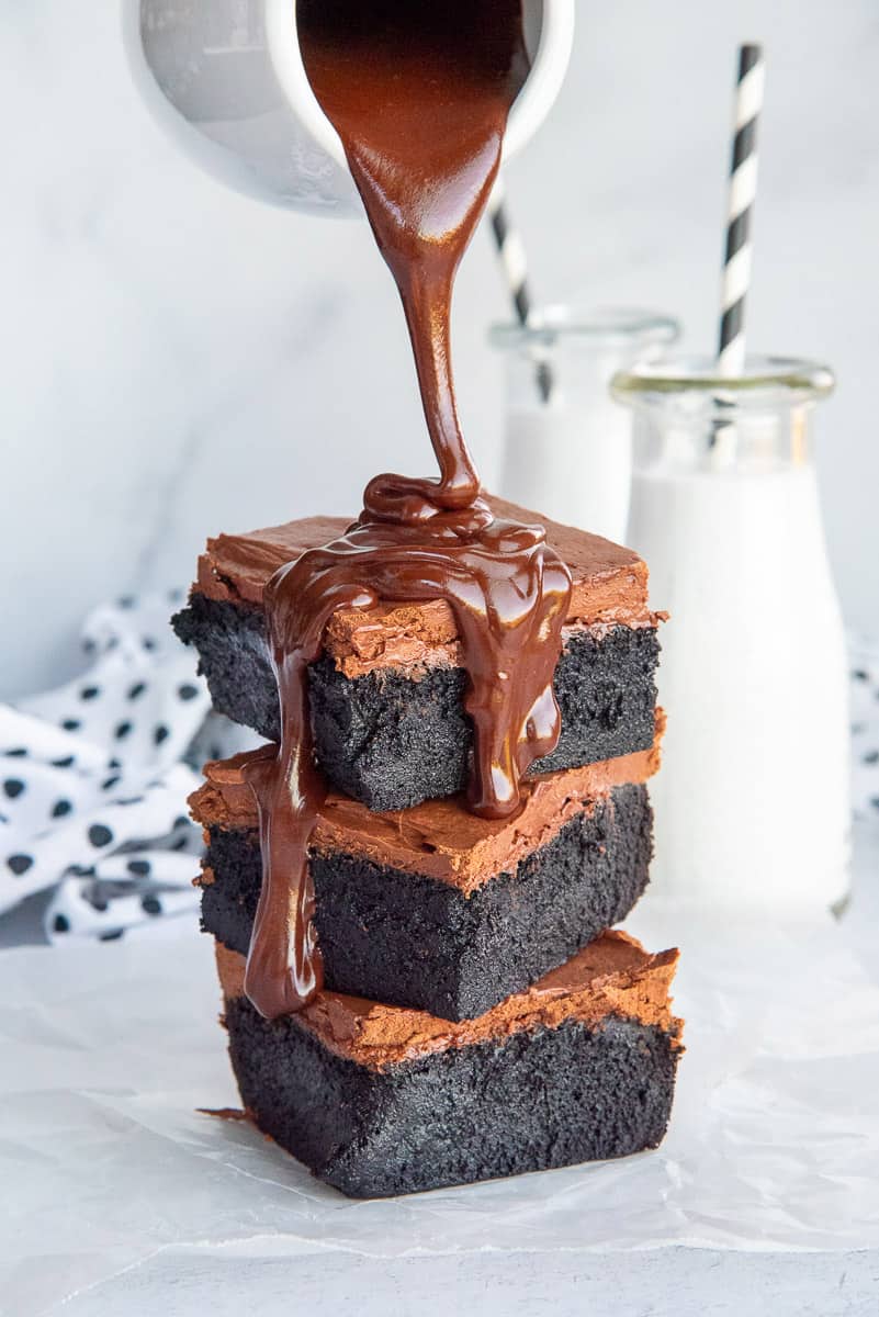 Dark-Fudgy-Brownies-Lead