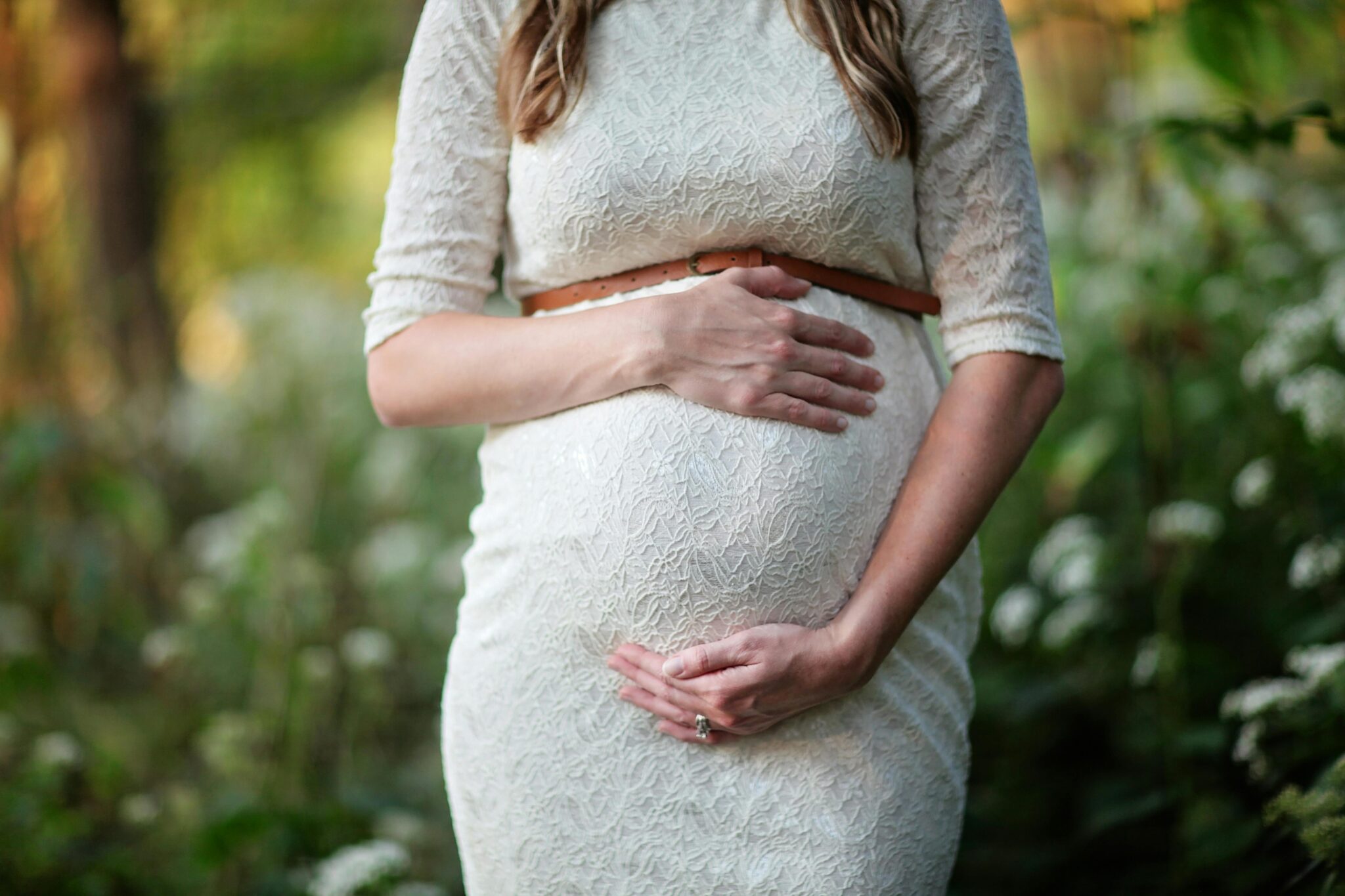 10 signs your pregnant with a baby girl