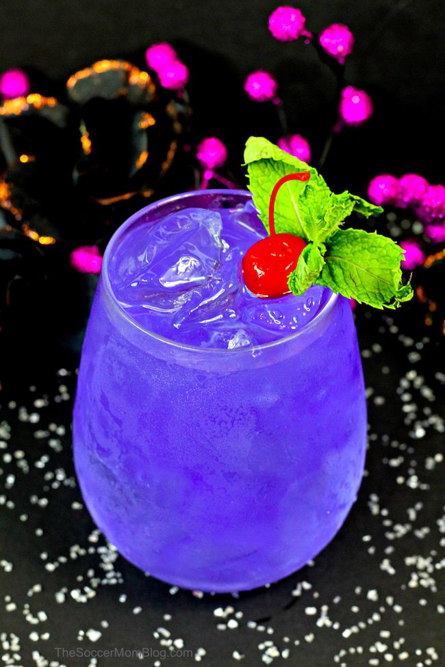 Maleficent-Halloween-Cocktail-2