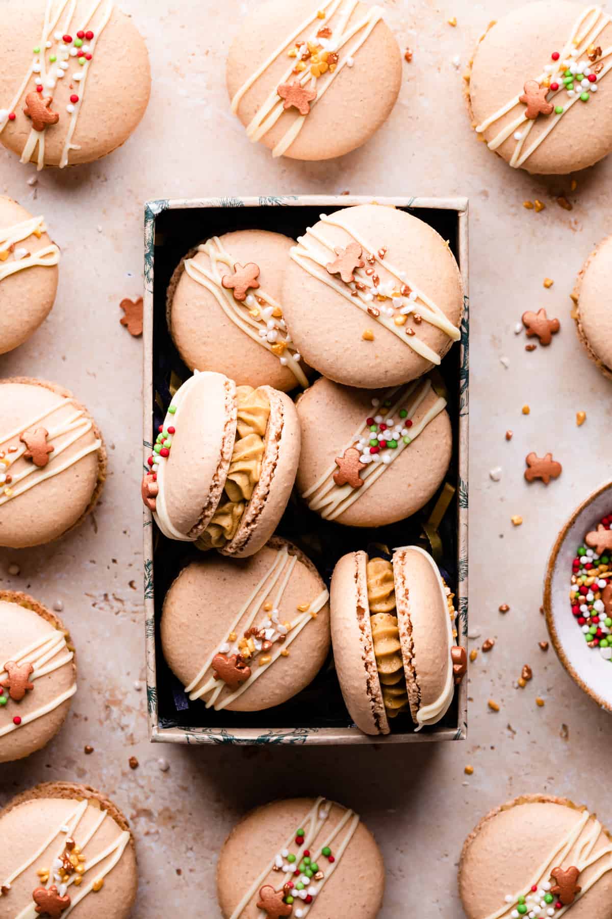 Gingerbread Macroons