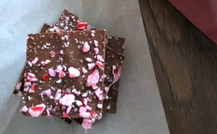 homemade-peppermint-bark.jpg