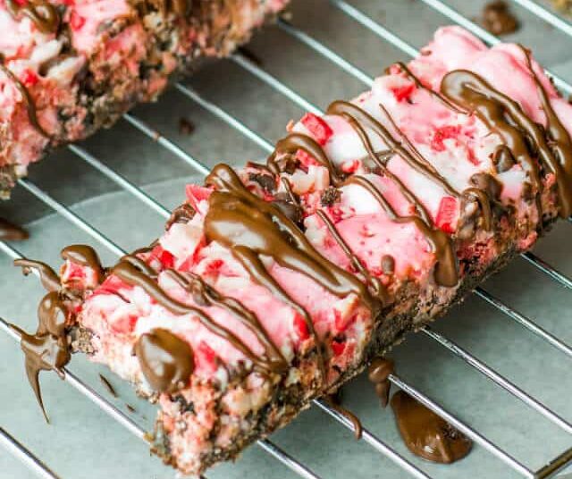 peppermint-smore-magic-bars-100
