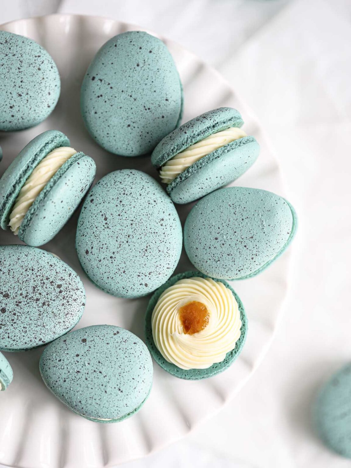 robin egg macrons 