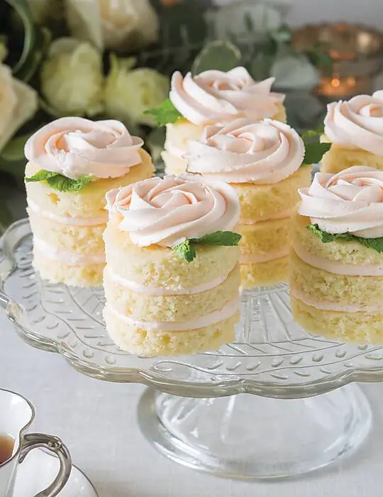 Mini-Coconut-Cakes