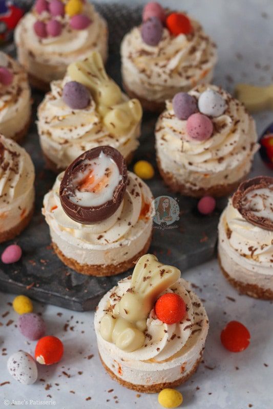 mini Easter cheesecakes