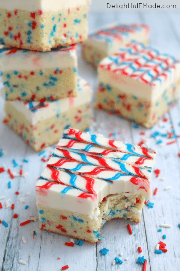 Stars-Stripes-Sugar-Cookie-Bars-DelightfulEMade